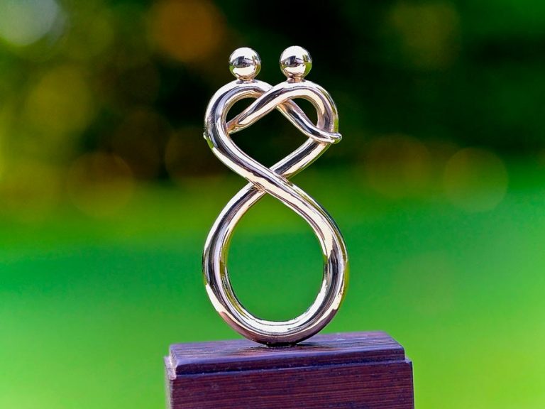 SB-Infinity-Love-Joseph Chiang Sculpture