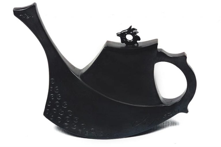 Joseph Chiang Art / Noah’s Ark Teapot