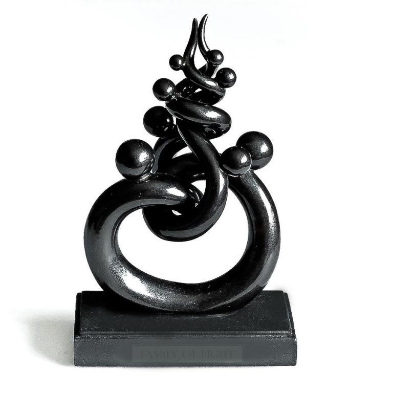 SP-Family-of-Eight_Joseph Chiang Sculpture