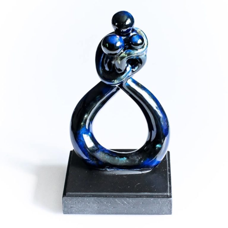 SP-Mother-and-Two-Children-(2) Joseph Chiang Sculpture